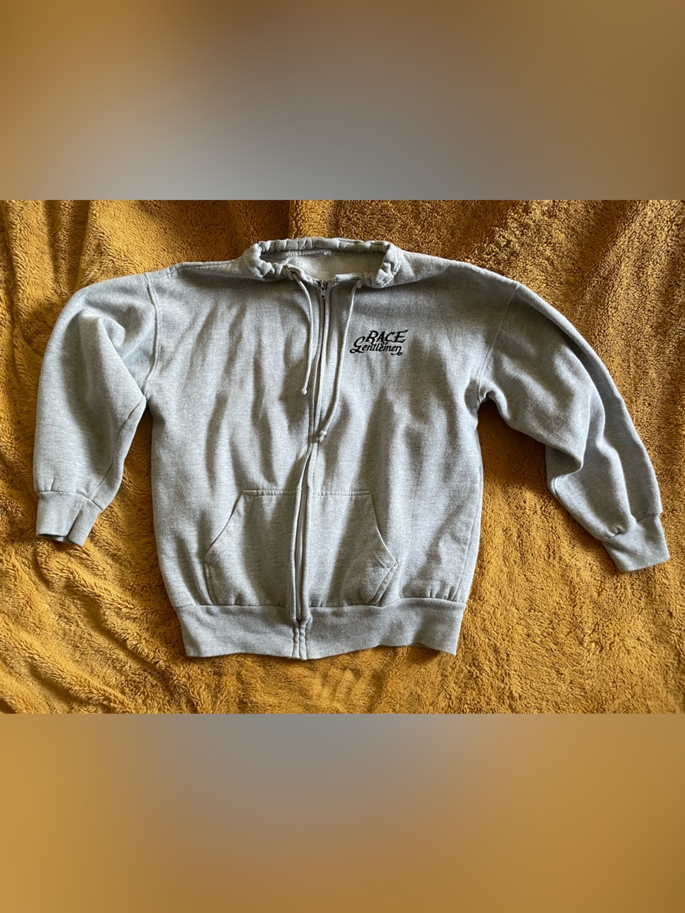 RACE of Gentlemen Zip Up Sweater